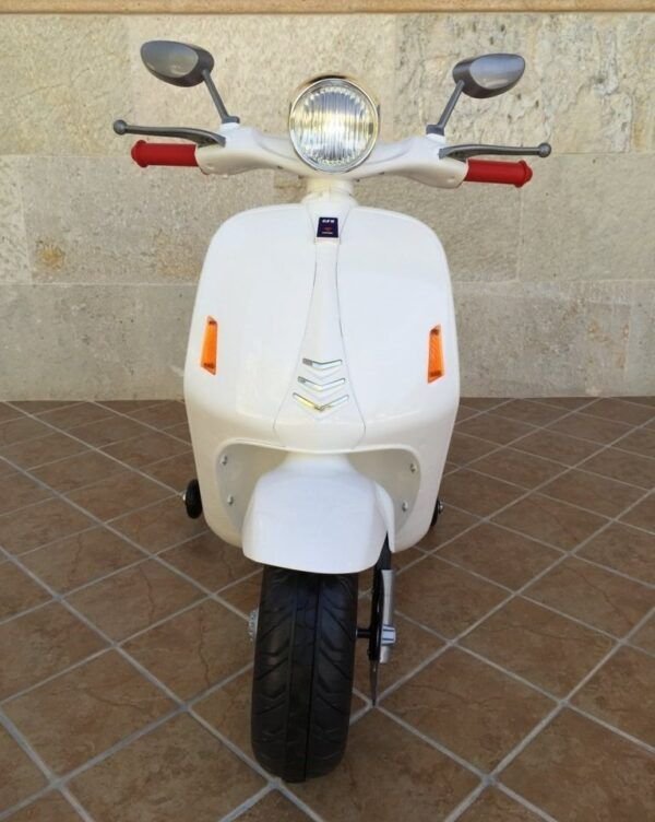 Vespa Style 12V Blanca 7