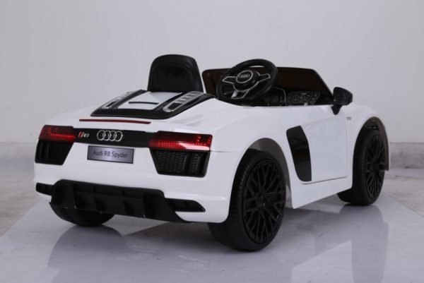 AUDI R8 SPYDER 12V 2.4G BLANCO 11