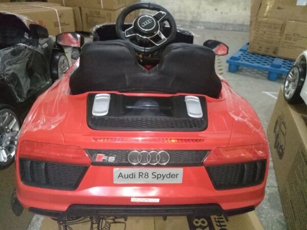 PEKECARS AUDI LITTLE R8 SPYDER RED 8