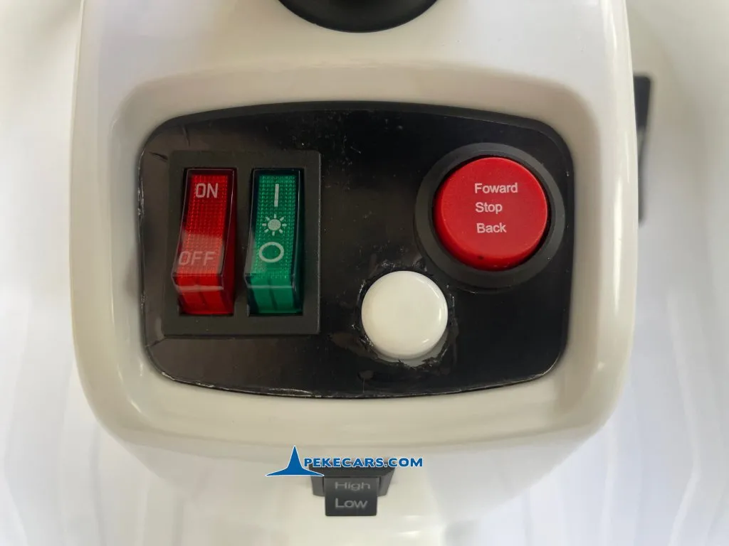 auto-choque-racing-gts-blanco-11.webp COCHE DE CHOQUES RACING 12V BLANCO 15