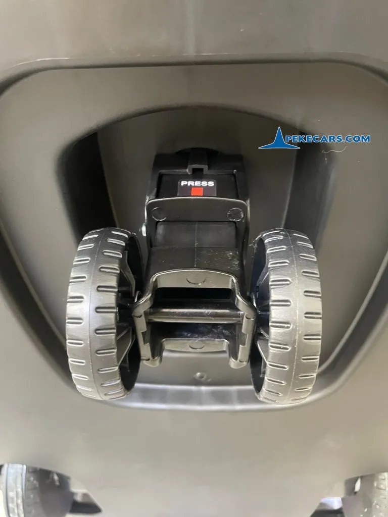 auto-choque-racing-gts-blanco-16.webp COCHE DE CHOQUES RACING 12V BLANCO 20