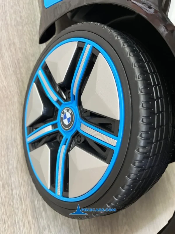 BMW I4 12V 2.4G Negro Metalizado 13