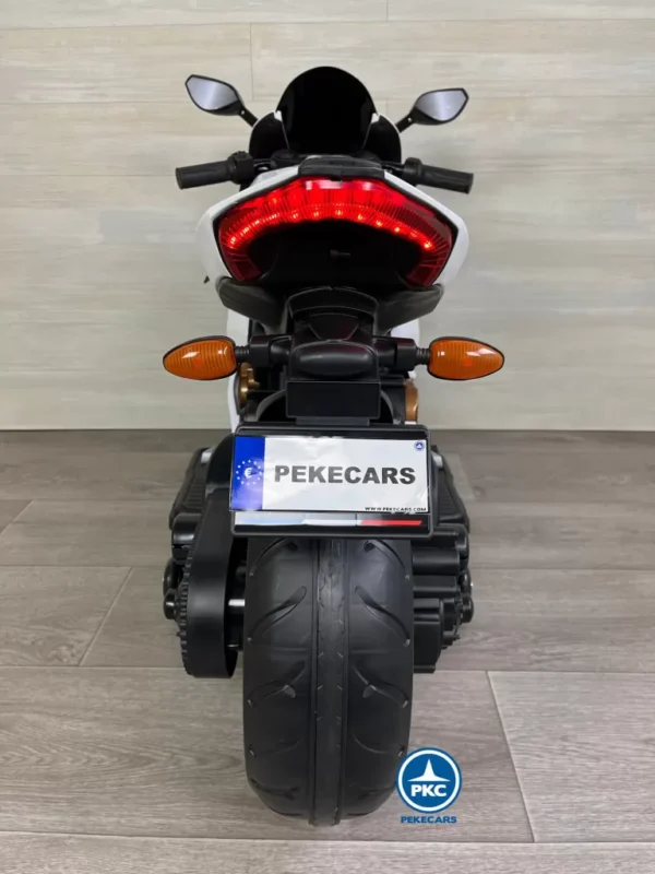 Moto de Carreras Estilo Ducati Panigale V5R 12V Blanca 9