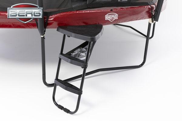 PLATAFORMA CON ESCALERA L BERG 1 PLATAFORMA CON ESCALERA L BERG 1