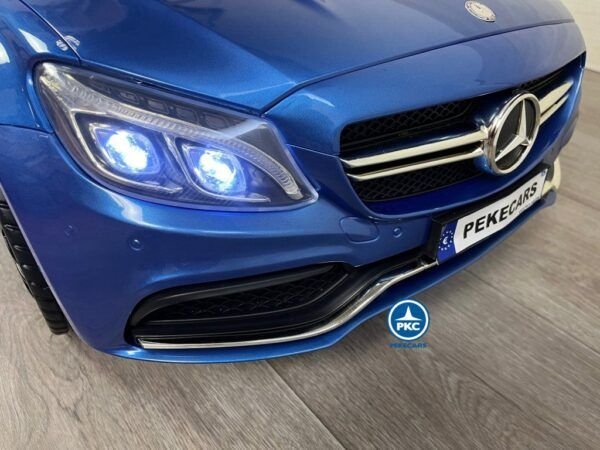 Mercedes C63 12V 2.4G Azul Metalizado con Batería Extraíble 14