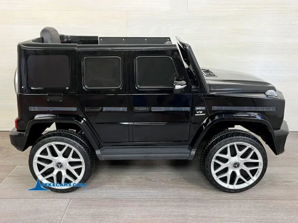 Mercedes Benz G63 AMG en color negro metalizado 9