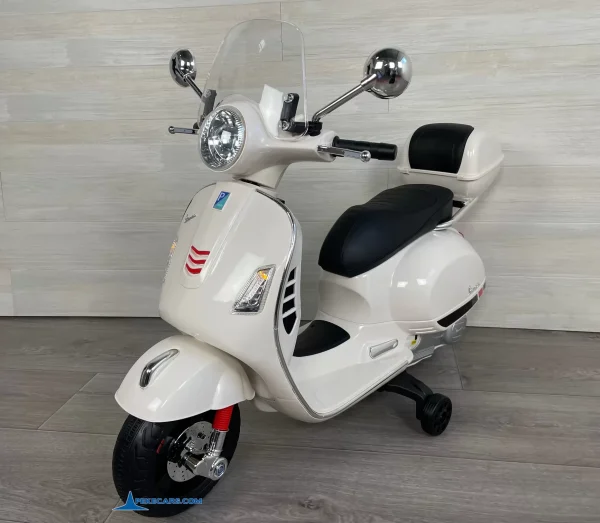 Moto Vespa GTS-S 12V Color Blanco 5