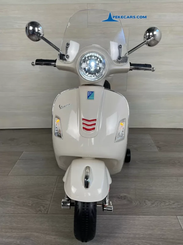 Moto Vespa GTS-S 12V Color Blanco 6