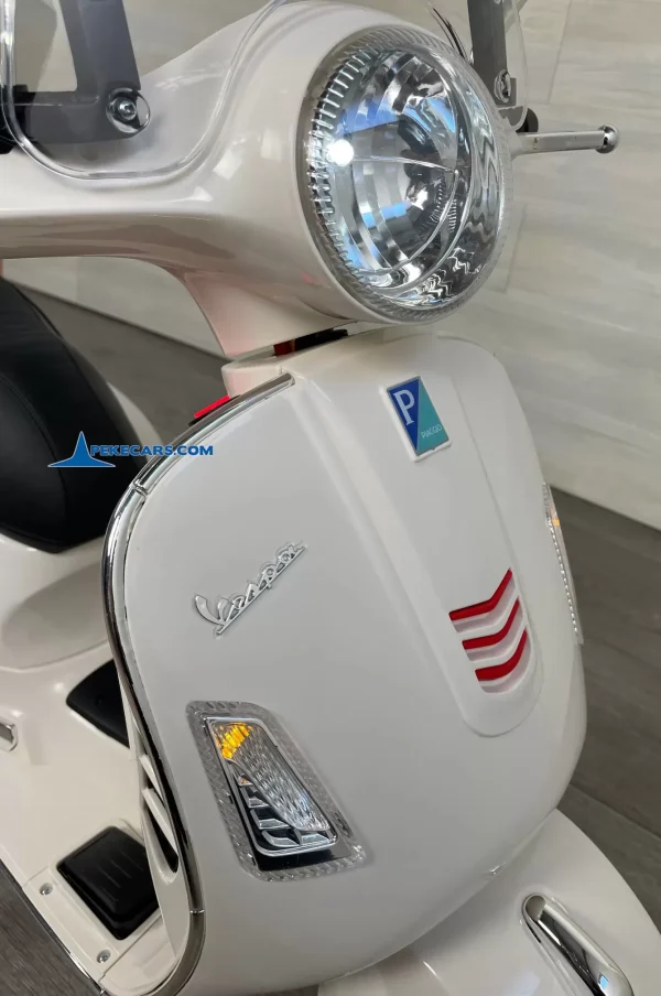 Moto Vespa GTS-S 12V Color Blanco 12