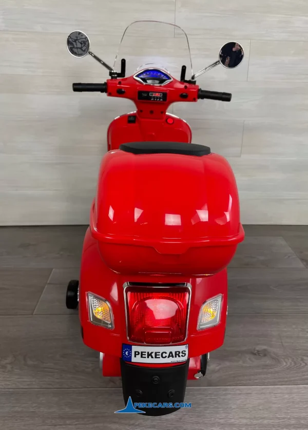 Moto Vespa GTS-S 12V Color Rojo 8