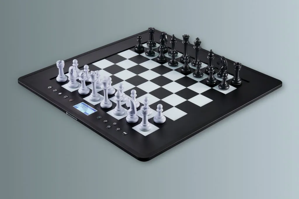 the-king-competition-12.webp Computadora de Ajedrez King Competición 14