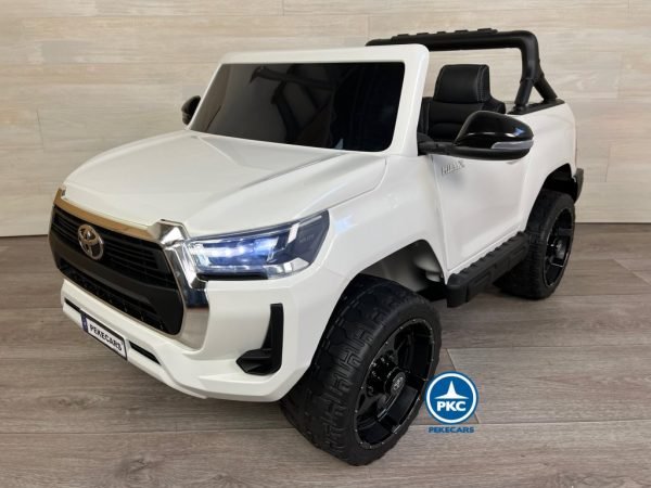 Toyota Hilux 12v 2.4G Blanco 1 Plaza 3