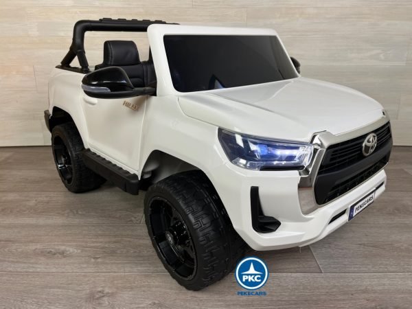 Toyota Hilux 12v 2.4G Blanco 1 Plaza 8