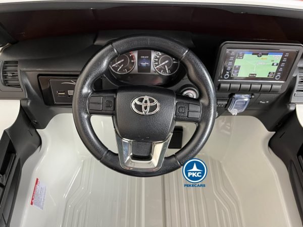 Toyota Hilux 12v 2.4G Blanco 1 Plaza 20